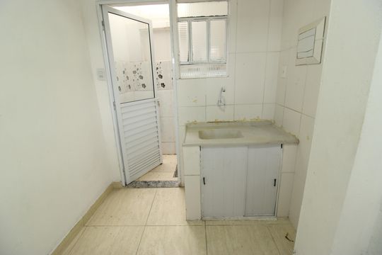 Cozinha de apartamento para alugar com 1 quarto, 29m² em Jardim Zulmira, Sorocaba