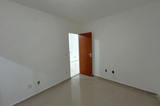 Quarto 2 de casa para alugar com 2 quartos, 70m² em Praça Seca, Rio de Janeiro
