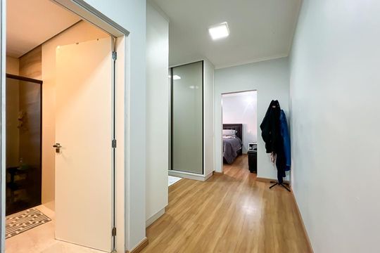 Casa de Condomínio à venda com 5 quartos, 327m² em Vale Azul, Jundiaí