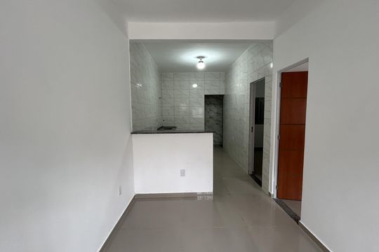 Sala de casa para alugar com 2 quartos, 70m² em Praça Seca, Rio de Janeiro