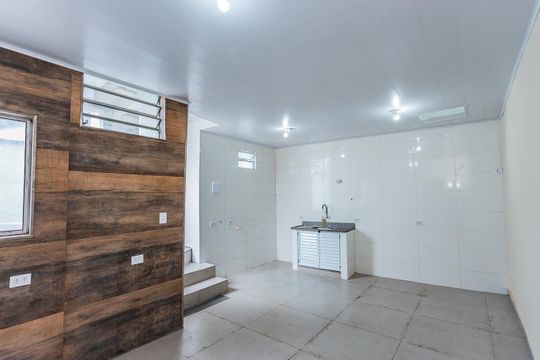 Casa para alugar com 1 quarto, 50m² em Vila Cruz das Almas, São Paulo