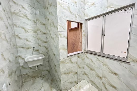 Área de Serviço de casa para alugar com 2 quartos, 70m² em Praça Seca, Rio de Janeiro