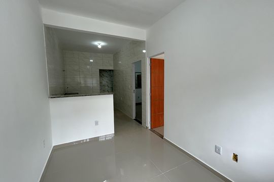 Sala de casa para alugar com 2 quartos, 70m² em Praça Seca, Rio de Janeiro