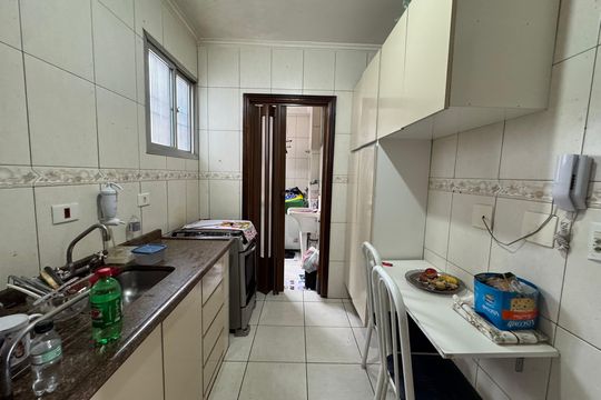 Cozinha de apartamento à venda com 3 quartos, 70m² em Vila Osasco, Osasco