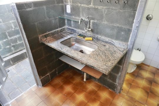 Cozinha de casa para alugar com 1 quarto, 53m² em Santa Cruz, Belo Horizonte