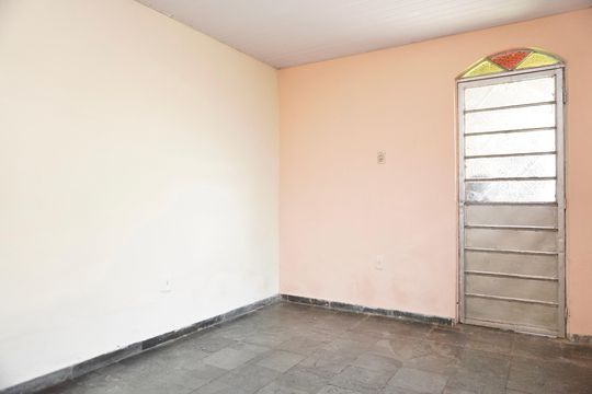 Quarto de casa para alugar com 1 quarto, 53m² em Santa Cruz, Belo Horizonte