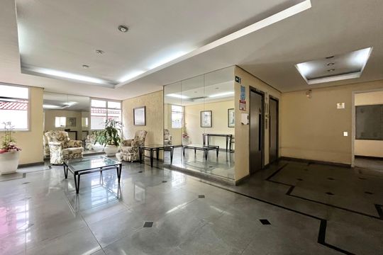 Hall social de apartamento à venda com 2 quartos, 44m² em Vila Guarani, São Paulo