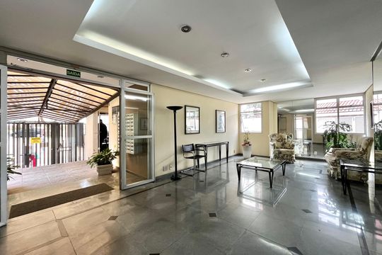 Hall social de apartamento à venda com 2 quartos, 44m² em Vila Guarani, São Paulo
