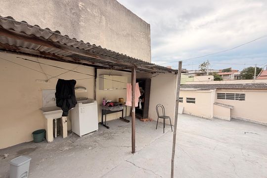 Quintal com área de Serviço de casa à venda com 3 quartos, 174m² em Vila Joaquina, Jundiaí