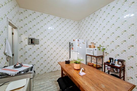 Casa à venda com 6 quartos, 272m² em Cidade Nova, Belo Horizonte