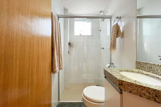 Banheiro de apartamento para alugar com 2 quartos, 55m² em Vila Jardim Leblon, Belo Horizonte