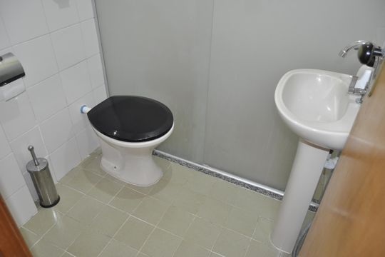 Banheiro de apartamento para alugar com 3 quartos, 56m² em Méier, Rio de Janeiro