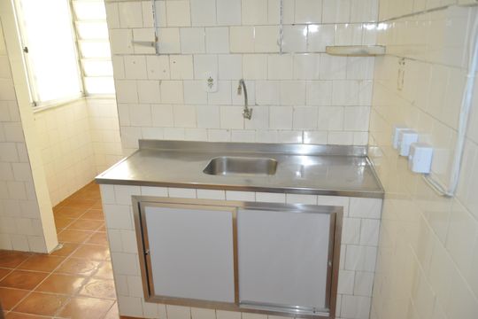 Cozinha de apartamento para alugar com 3 quartos, 56m² em Méier, Rio de Janeiro