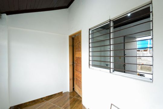 Área de Serviço  de casa para alugar com 1 quarto, 68m² em Jardim do Papai, Guarulhos