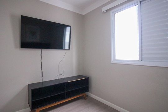 Quarto 2 de apartamento para alugar com 2 quartos, 45m² em Jardim Ibitirama, São Paulo