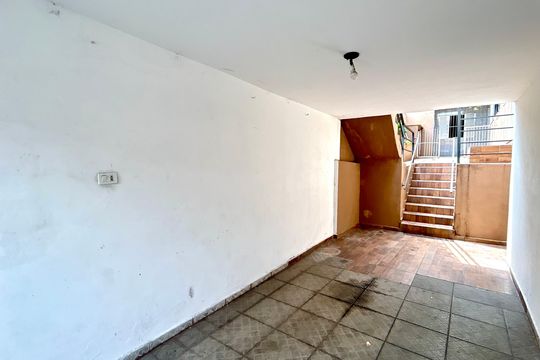 Garagem de casa à venda com 3 quartos, 210m² em Vila Galvão, Guarulhos