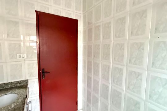 Banheiro 1 de casa à venda com 3 quartos, 210m² em Vila Galvão, Guarulhos