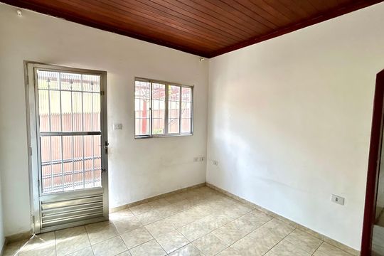 Casa à venda com 3 quartos, 210m² em Vila Galvão, Guarulhos