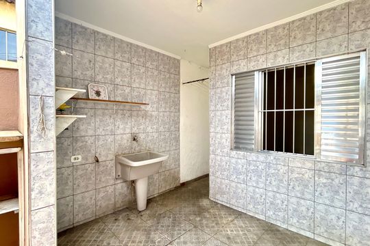 Área de Serviço de casa à venda com 3 quartos, 210m² em Vila Galvão, Guarulhos