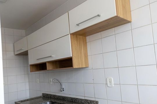 Foto 04 de apartamento à venda com 3 quartos, 61m² em Pestana, Osasco