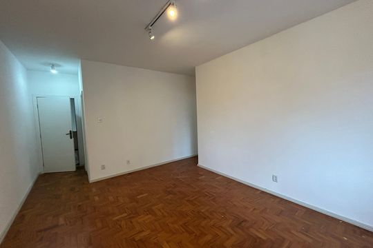 Sala de apartamento para alugar com 1 quarto, 55m² em Todos Os Santos, Rio de Janeiro