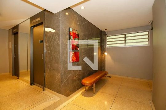 Área comum - Hall Social de apartamento para alugar com 2 quartos, 60m² em Pinheiros, São Paulo