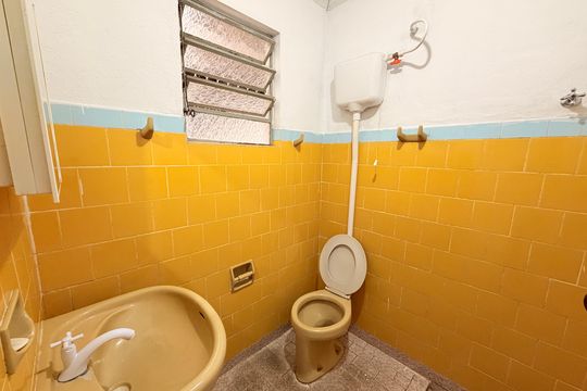 Banheiro Social 2 de casa para alugar com 3 quartos, 80m² em Vila Helena, Jundiaí