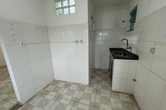 Cozinha de casa para alugar com 1 quarto, 50m² em Osvaldo Cruz, Rio de Janeiro
