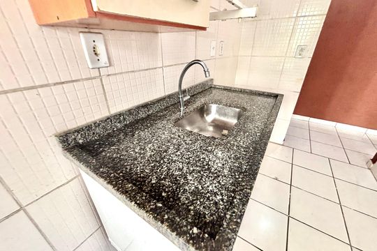 Cozinha de apartamento para alugar com 2 quartos, 48m² em Jardim Sao Miguel, Ferraz de Vasconcelos