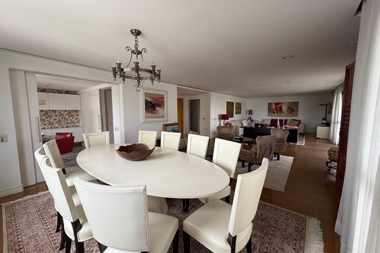 Apartamento para alugar com 4 quartos, 330m² em Santa Cecilia, São Paulo