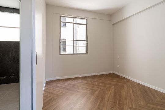 Apartamento à venda com 3 quartos, 94m² em Centro, Belo Horizonte
