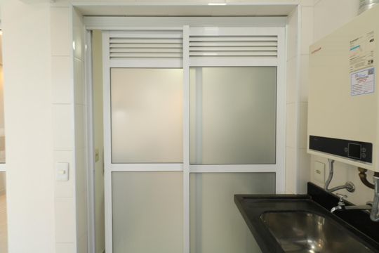 Área de Serviço de apartamento para alugar com 2 quartos, 67m² em Fundacao, São Caetano do Sul