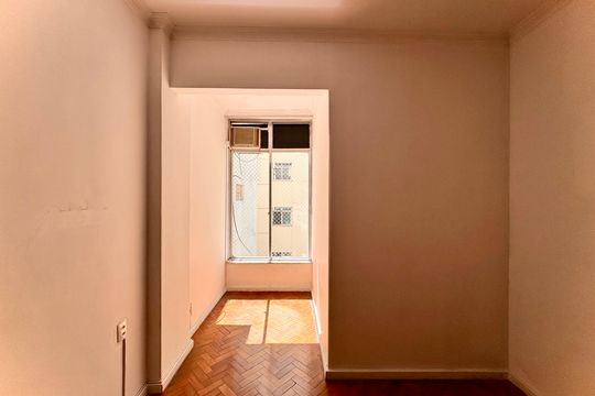 Apartamento à venda com 2 quartos, 82m² em Laranjeiras, Rio de Janeiro