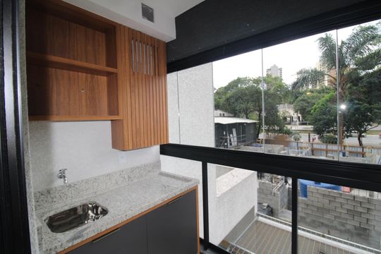 Varanda de kitnet/studio para alugar com 1 quarto, 27m² em Vila Dom Pedro Ii, São Paulo