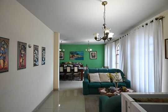 Sala de casa à venda com 4 quartos, 265m² em Jardim Eliza, São Paulo