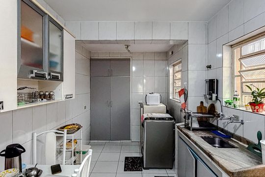 Cozinha de casa para alugar com 3 quartos, 240m² em Jardim da Gloria, São Paulo