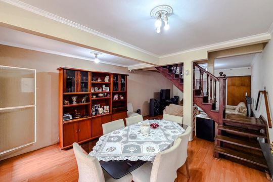 Sala de casa para alugar com 3 quartos, 240m² em Jardim da Gloria, São Paulo