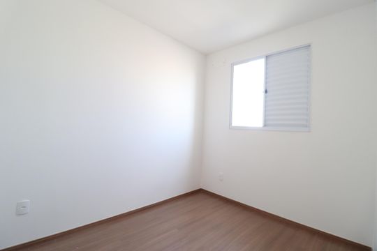 Quarto 1 de apartamento para alugar com 2 quartos, 42m² em Jardim Patricia, Uberlândia