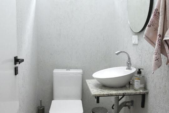Lavabo de casa para alugar com 4 quartos, 160m² em Vila do Castelo, São Paulo