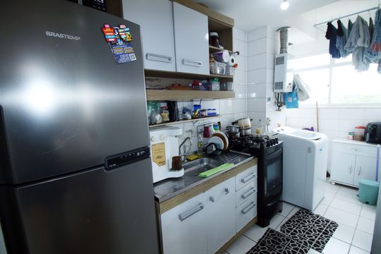 Cozinha de apartamento para alugar com 2 quartos, 55m² em Irajá, Rio de Janeiro