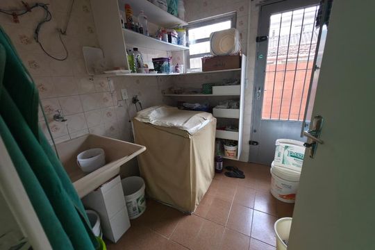 Área de serviço de casa à venda com 4 quartos, 297m² em Vila Romana, São Paulo