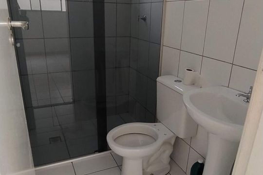 Banheiro de apartamento à venda com 2 quartos, 45m² em Bernardo Monteiro, Contagem