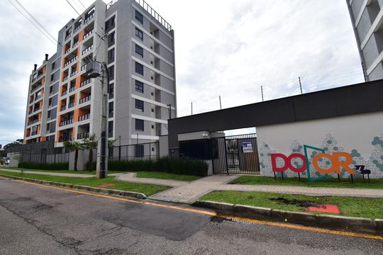 Fachada do condomínio de apartamento à venda com 3 quartos, 68m² em Portão, Curitiba