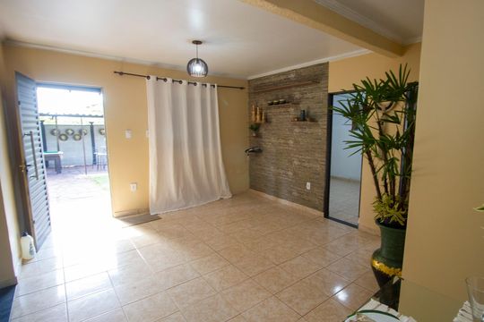 Casa de Condomínio para alugar com 2 quartos, 530m² em Ceilândia Norte, Brasília