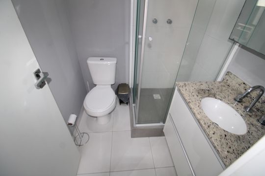 Banheiro de apartamento para alugar com 1 quarto, 46m² em Santana, São Paulo