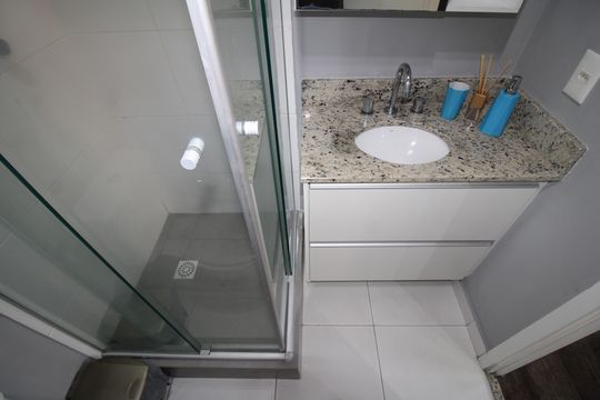 Banheiro de apartamento para alugar com 1 quarto, 46m² em Santana, São Paulo