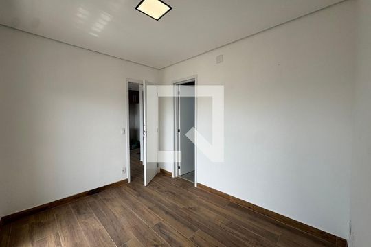 Apartamento à venda com 1 quarto, 38m² em Centro, Osasco