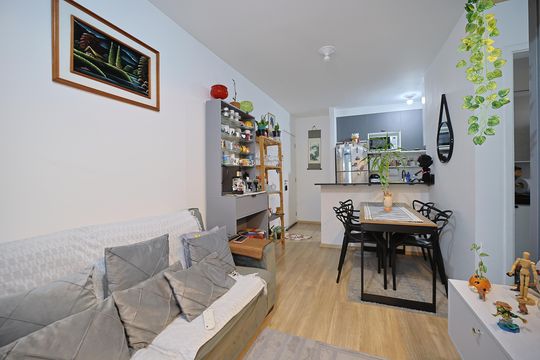 Sala de apartamento à venda com 2 quartos, 49m² em Parque Paineiras, São Paulo