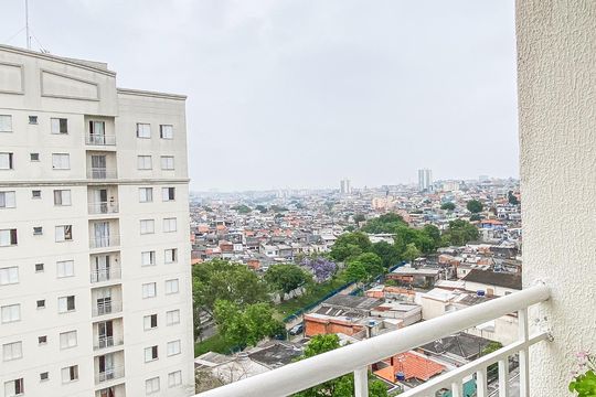 Varanda  de apartamento à venda com 2 quartos, 49m² em Parque Paineiras, São Paulo