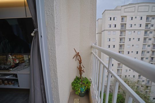 Varanda de apartamento à venda com 2 quartos, 49m² em Parque Paineiras, São Paulo